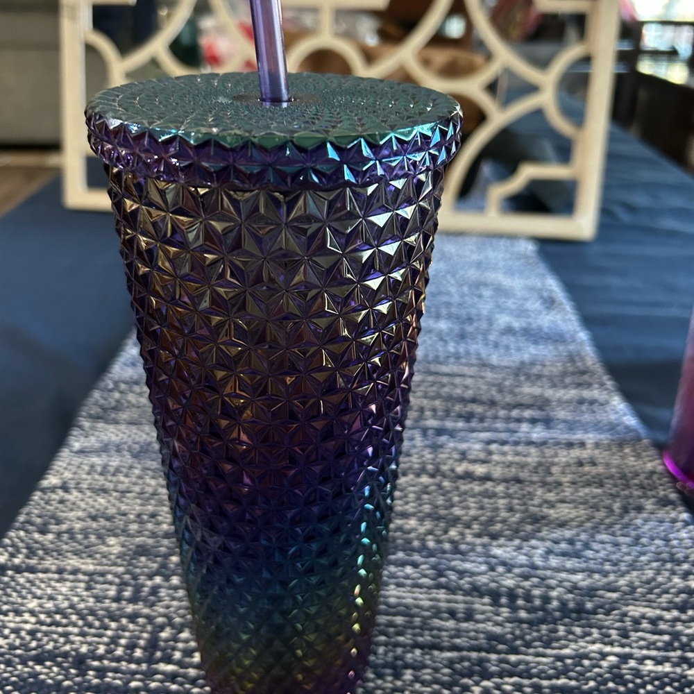 Iridescent Tumbler with Straw; excellent condition.